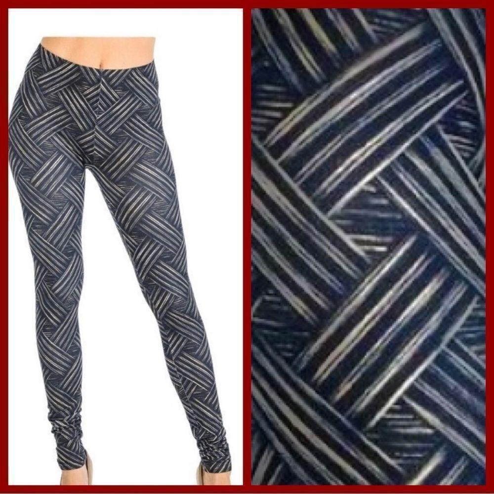 NWT HOT LEGGINGS